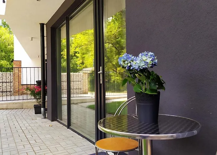 Siraly Apartman