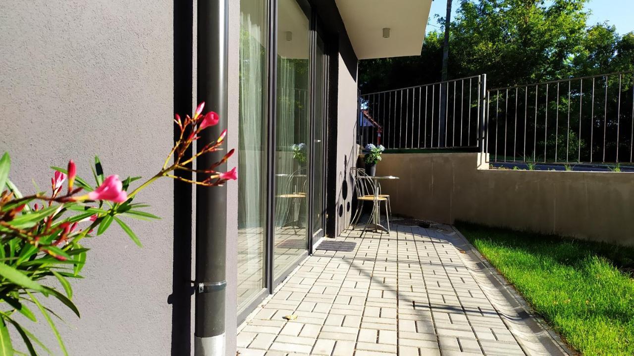 Apartament Siraly